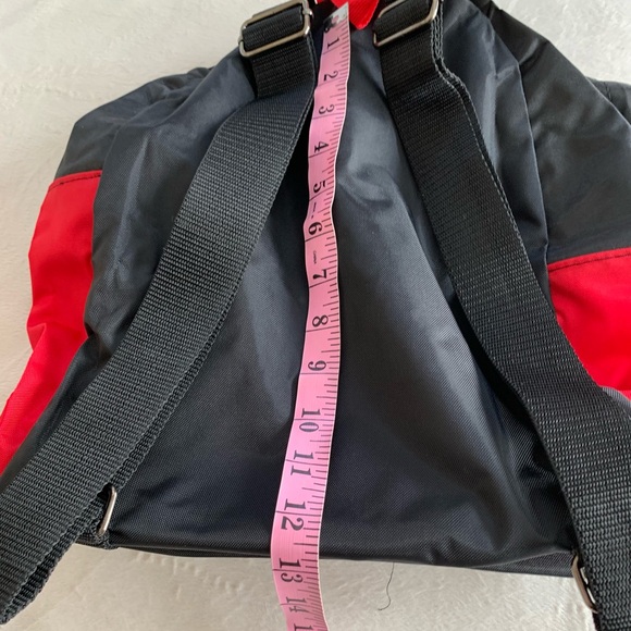 GUESS men’s Unisex Black /red 100% nylon backpack NWT - Picture 8 of 9